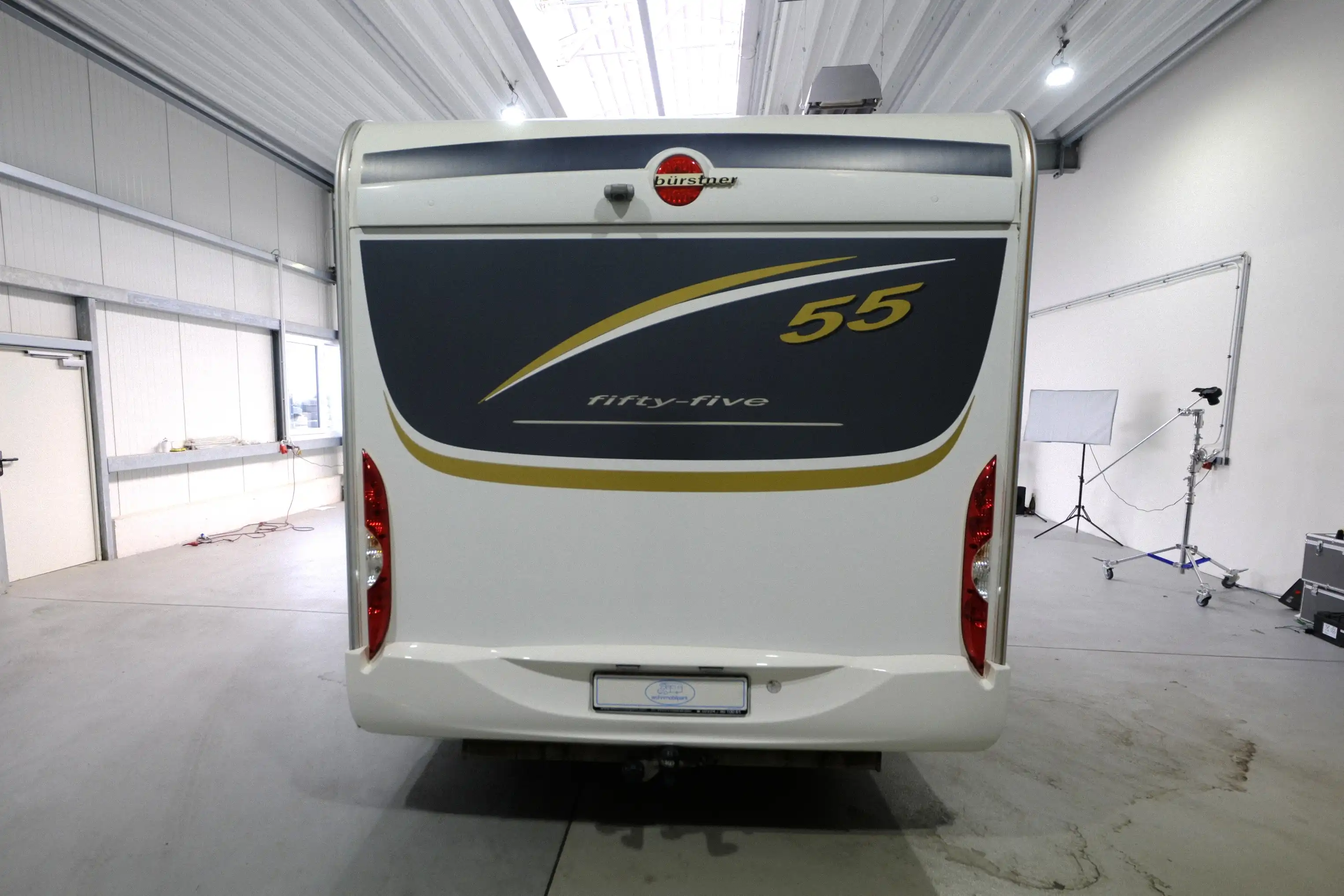 BUERSTNER Nexxo T 690 G Fifty-Five